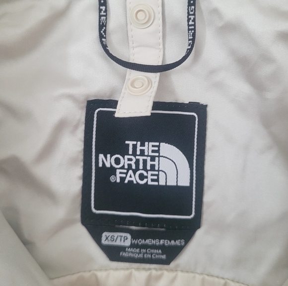 Thr North face women's long coat size XS rain lightweight jacket white, no hood - Picture 6 of 16